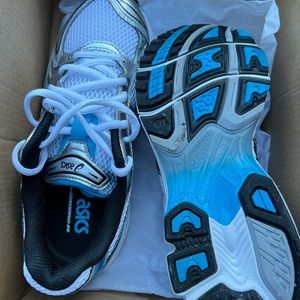 Worn once ASICS gel kayno 14